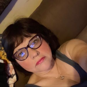 Meet your Posher, Madeline